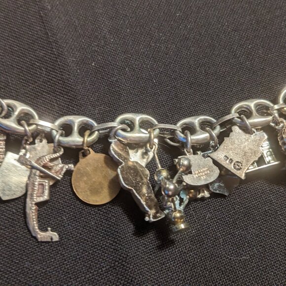 Sterling Silver Charm Bracelet 27 Sterling Charms Travel 64.8 Grams 7.5" Vintage - Picture 13 of 16